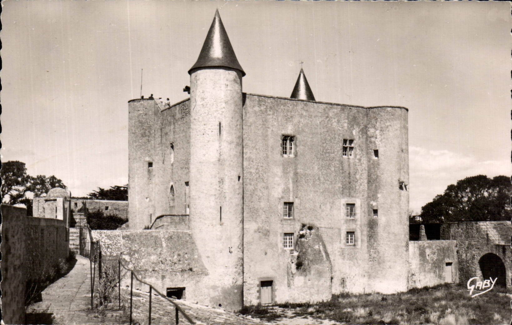 CPSM Island of Noirmoutier the castle