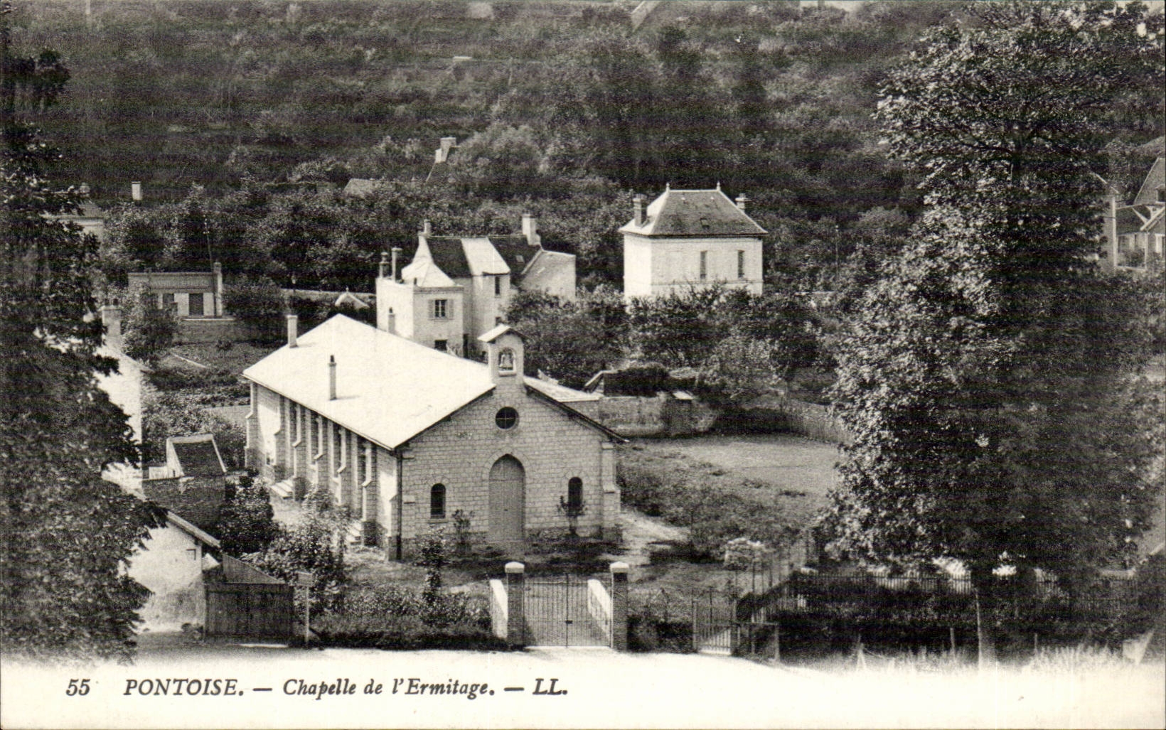 CPA Pontoise Vault of the hermitage