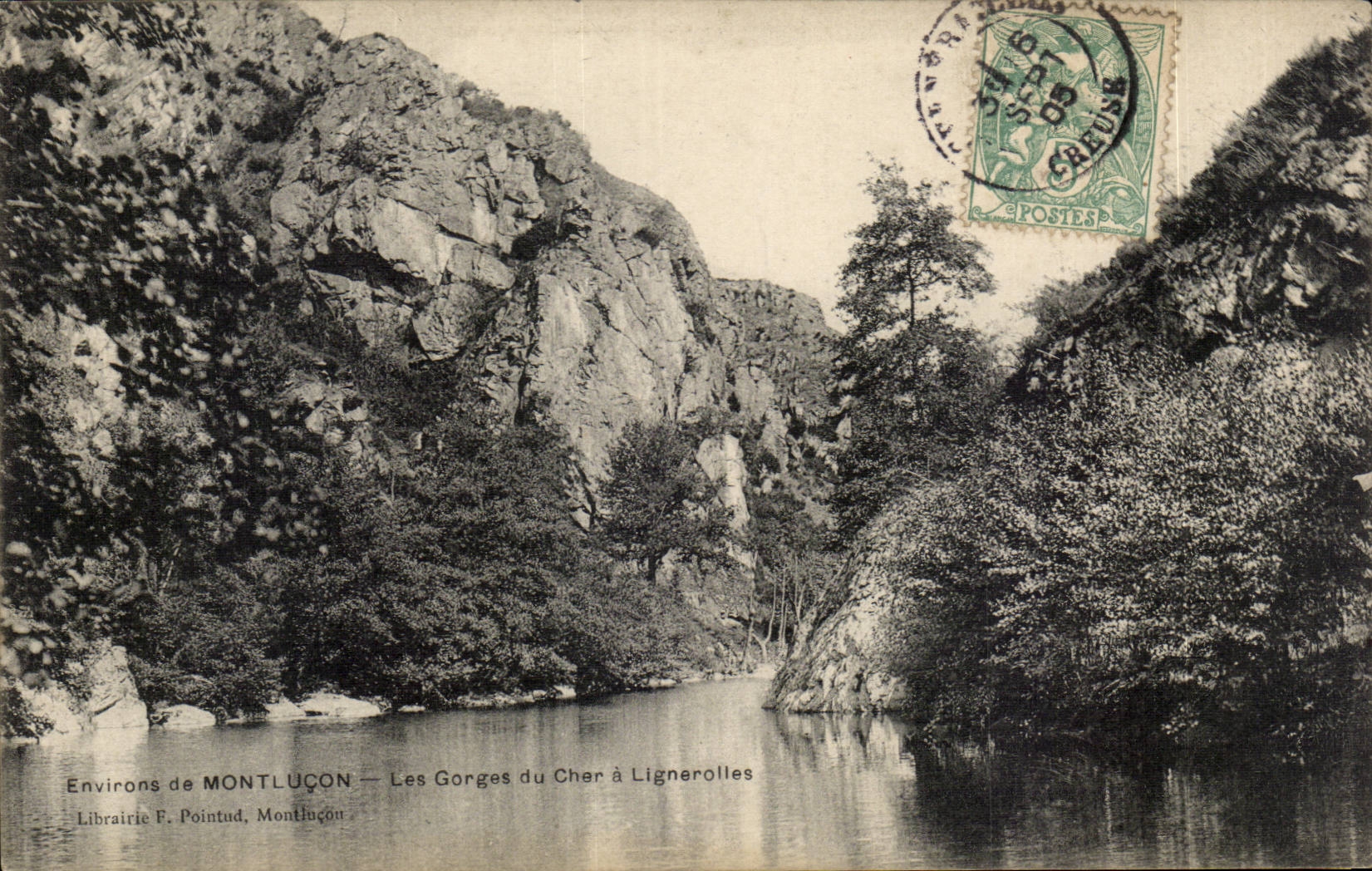 CPA Environs de Montlucon Les gorges du Cher a Lignerolles