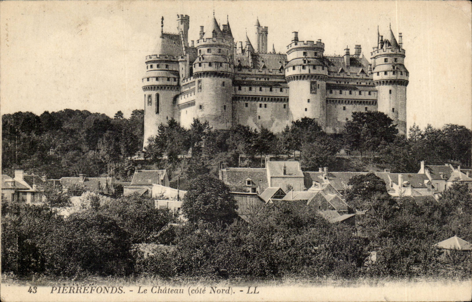 CPA Pierrefonds das Schloss (Nordmass)