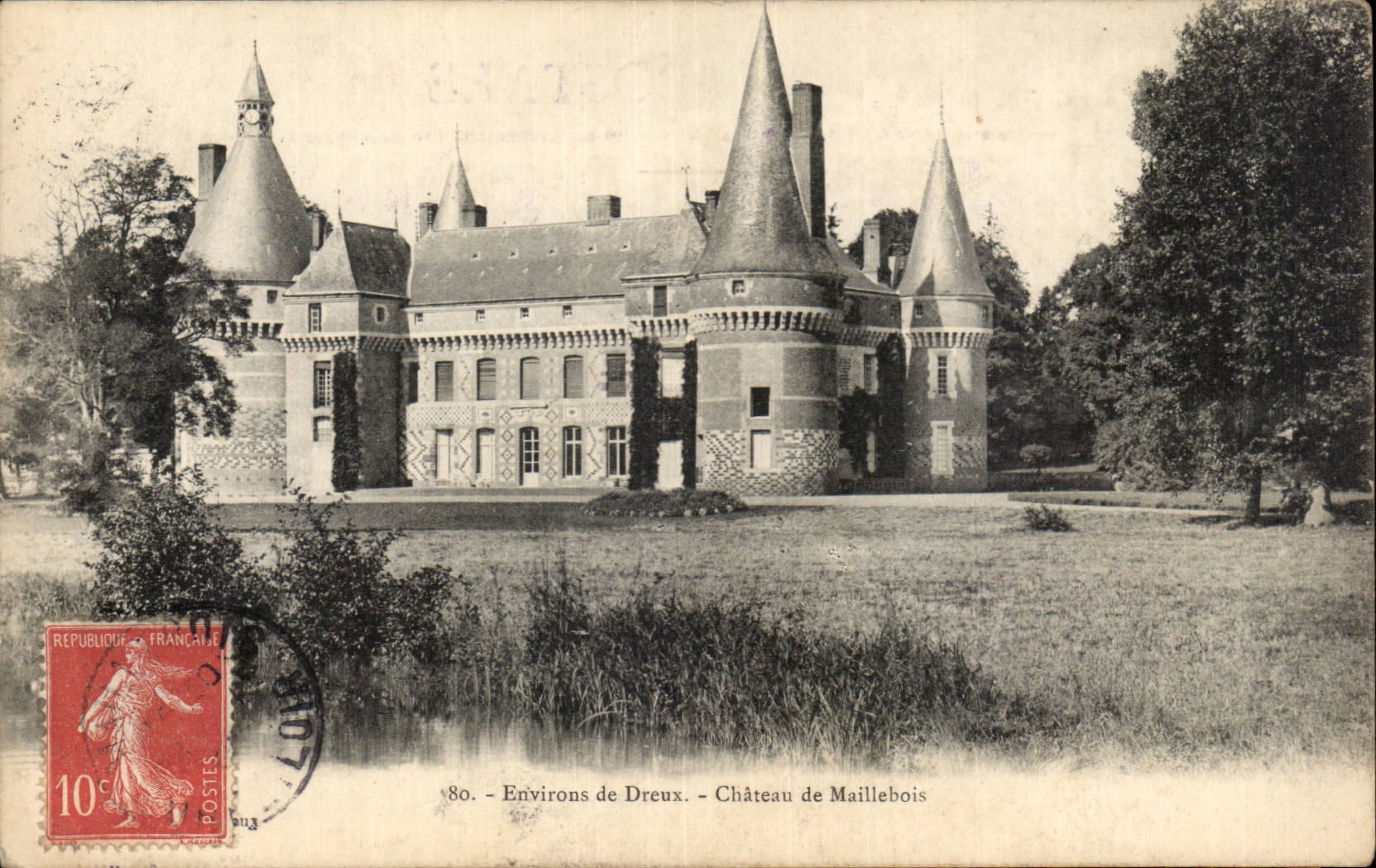 CPA Umlagerungen des Dreux Schlosses von Maillebois