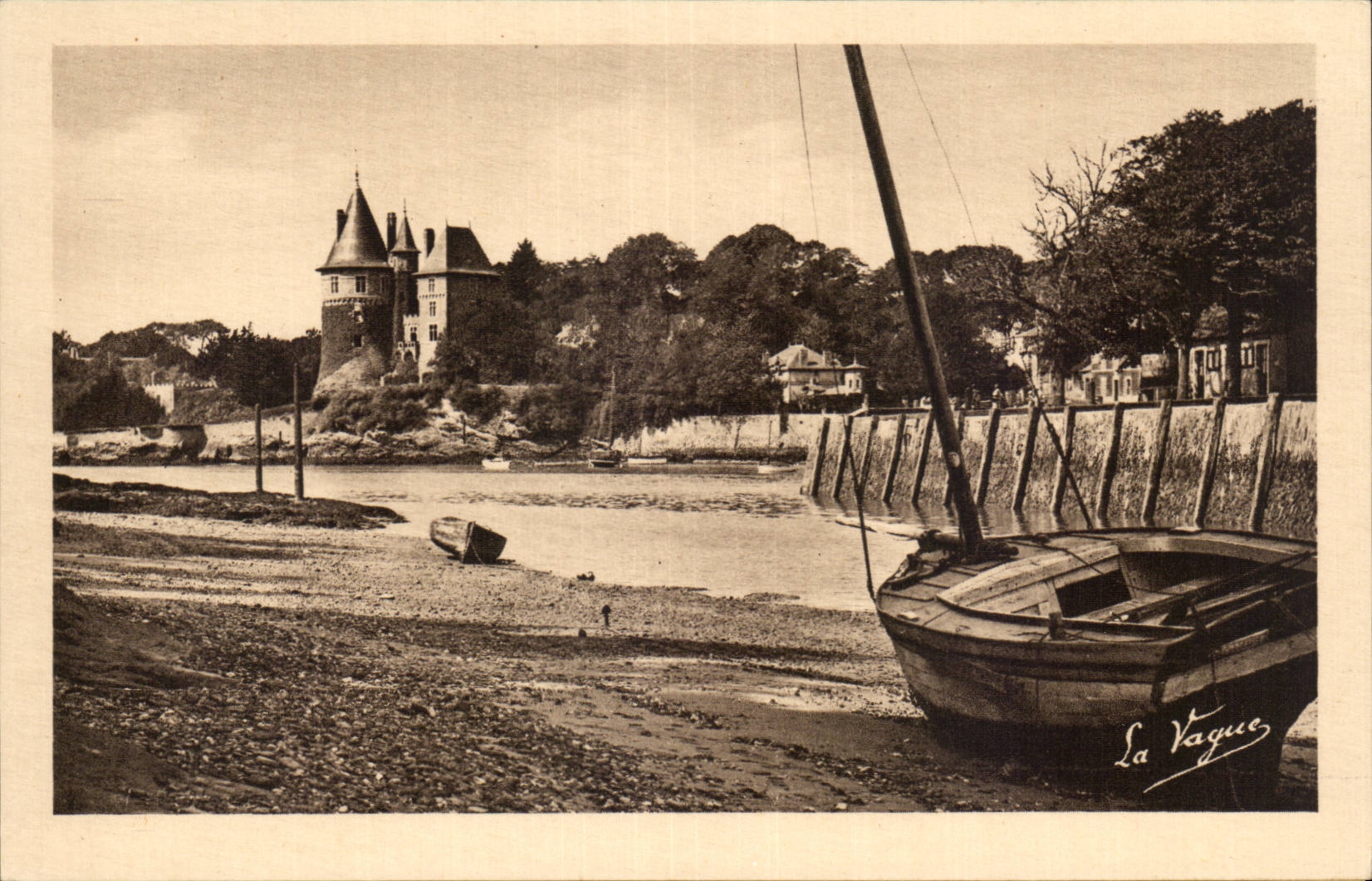 CPA Pornic Entree of the port has low tide
