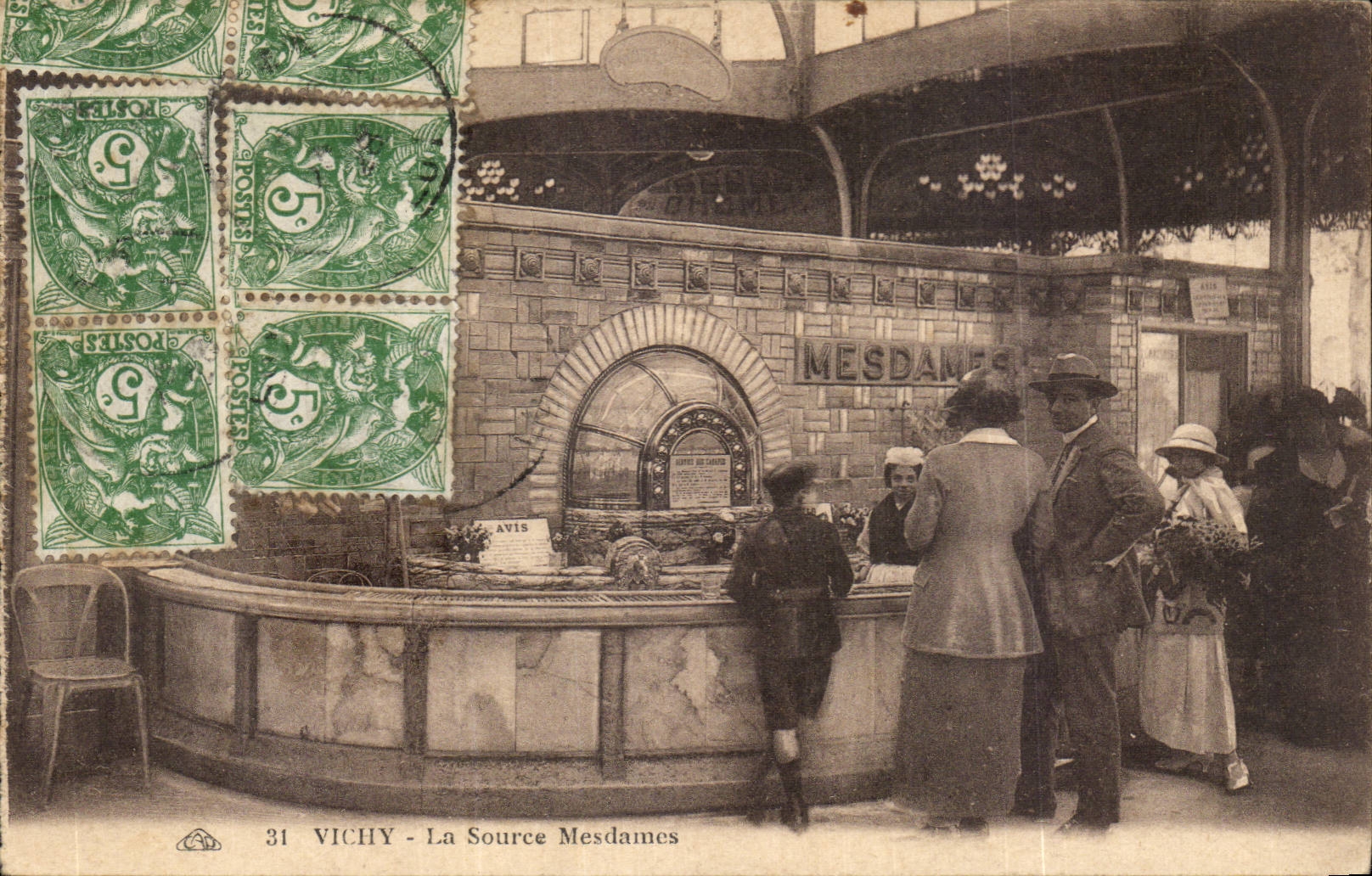 CPA Vichy La sources Mesdames