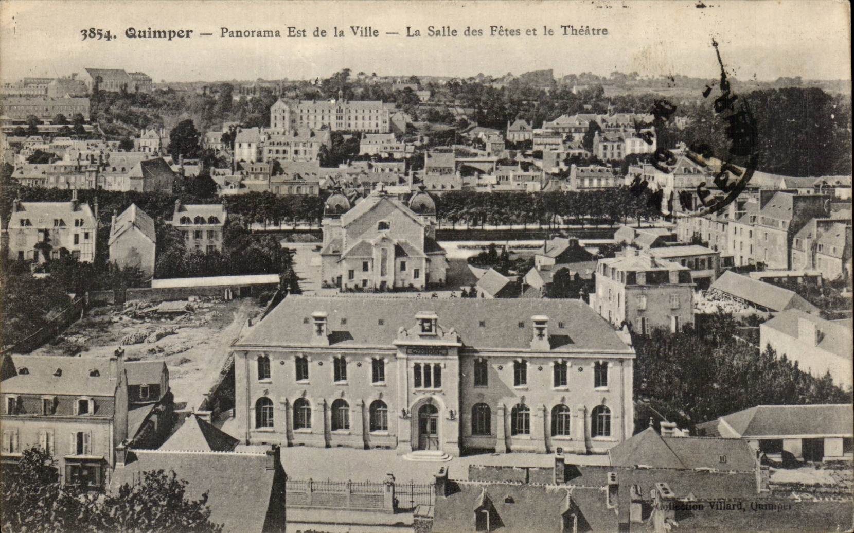 CPA Quimper Panorama Is city the village hall and the theater