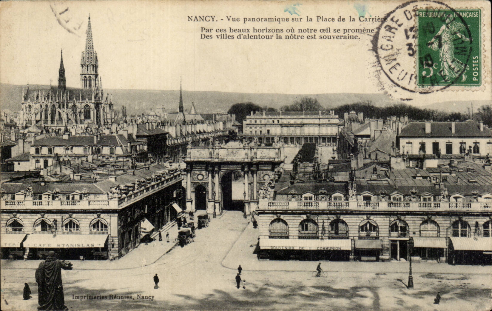 CPA Nancy Vue panoramique sur la place de la Carriere