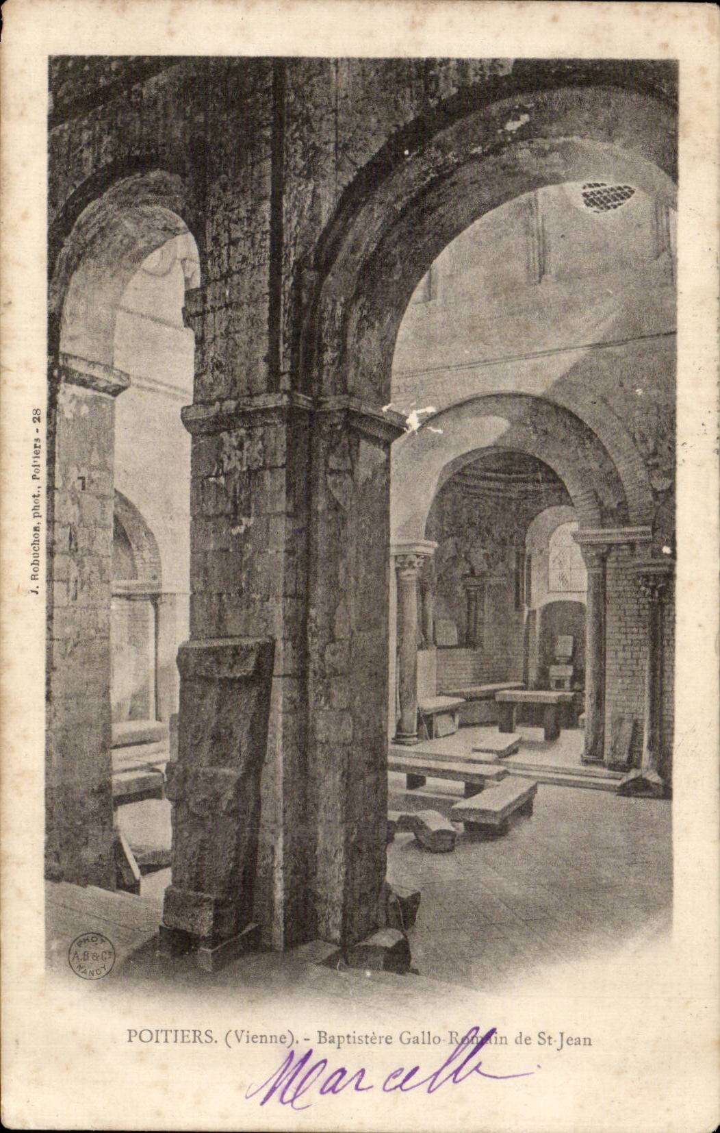 CPA Poitiers Roman Gallo Baptistry of St Jean