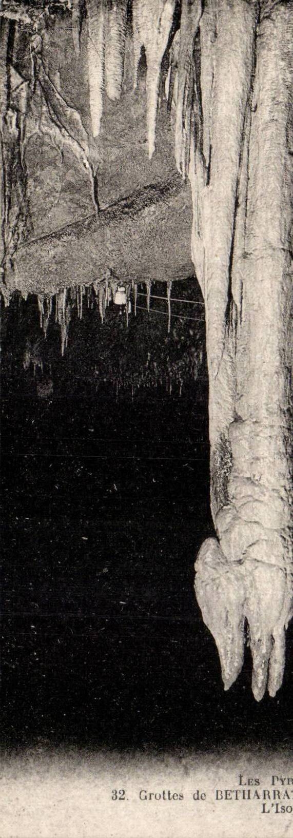 CPA Caves of Betharram Lower part the isolee