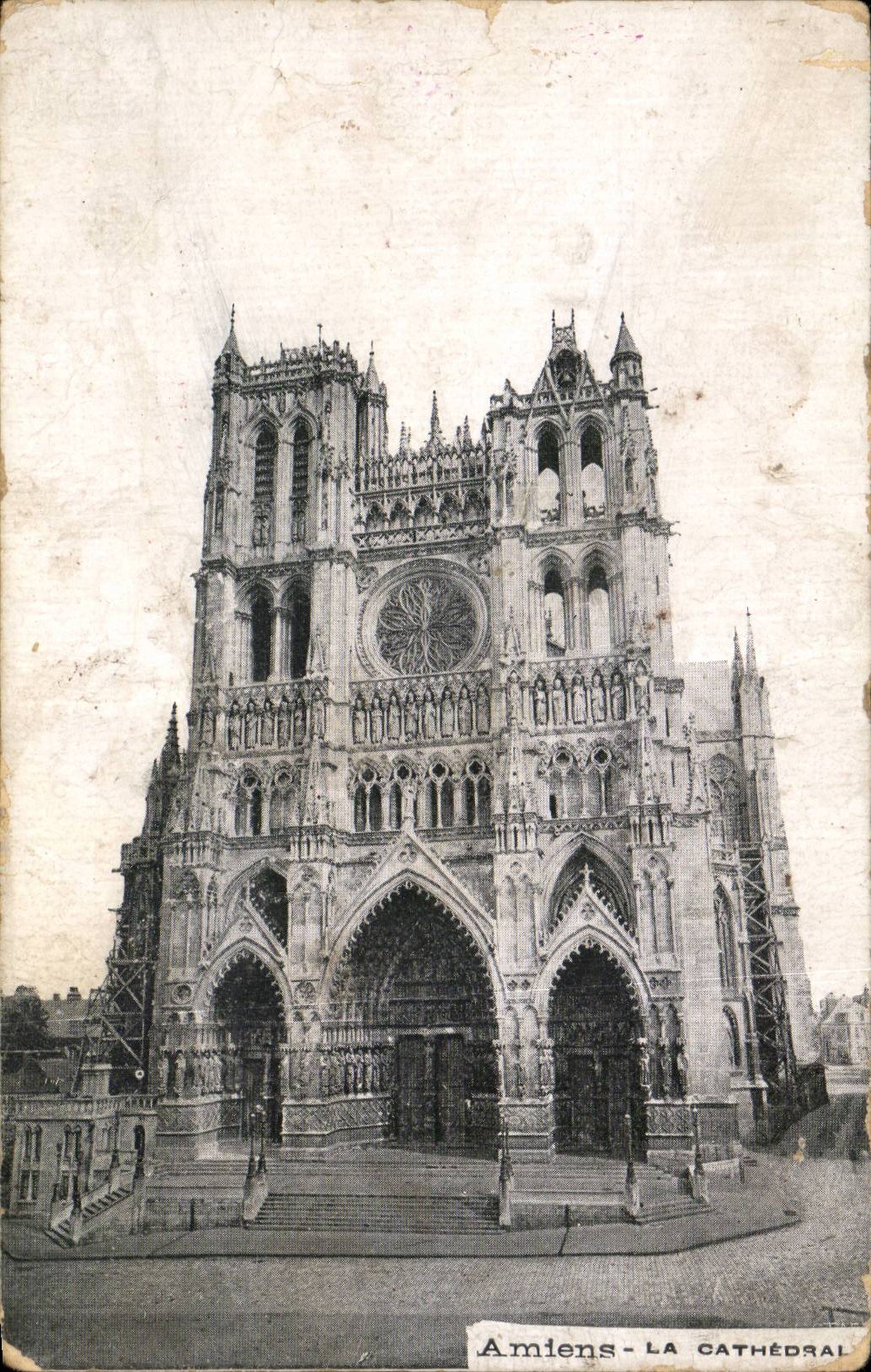 CPA Amiens the cathedral