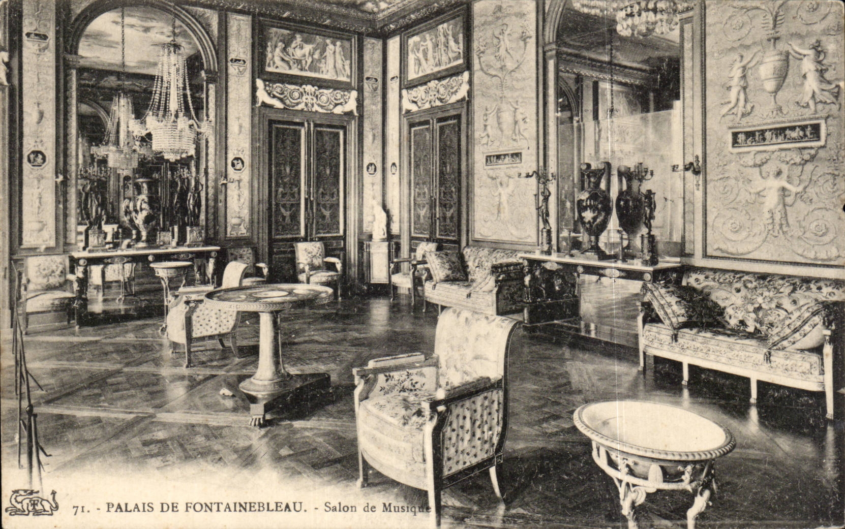 CPA Palate of Fontainebleau Living room of music