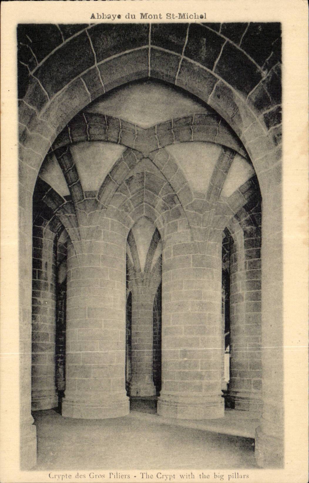 CPA Abbey of Mont Saint Michel the Crypt of the large pillars