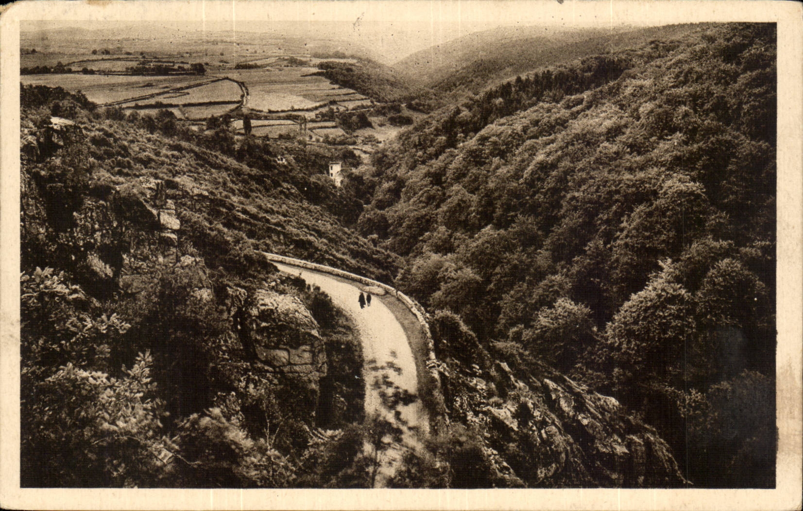 CPA In Morvan Road of the jump of Canche