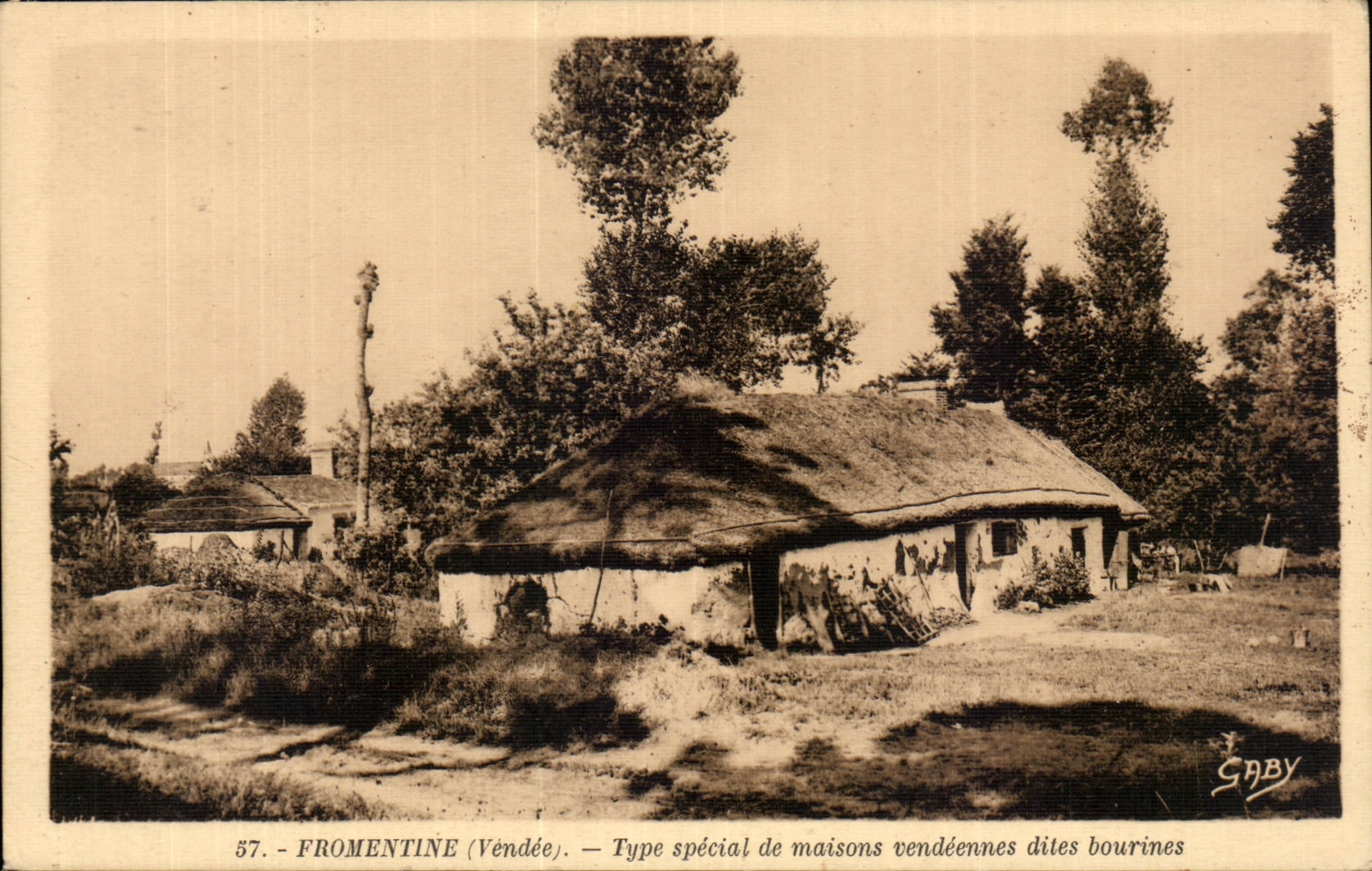 CPA spezielles StandardFromentine von den Vendean Hausern bekannt als bourines