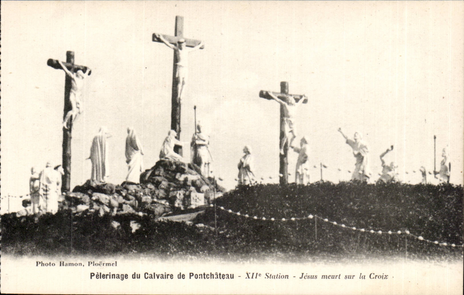 CPA Pelerinage of the martyrdom of Pontchateau Jesus dies on the cross
