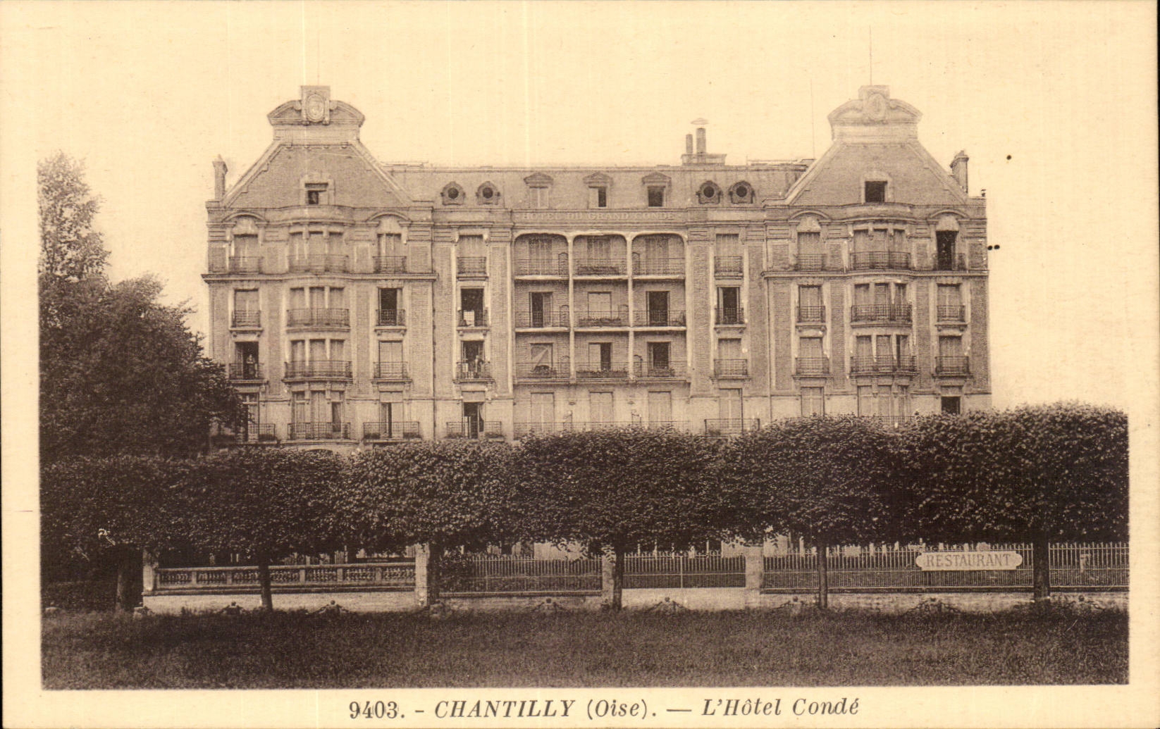 CPA Chantilly the hotel Cop