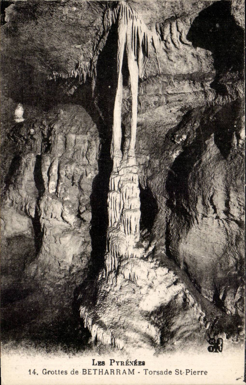 CPA Grottes of Betharram Twists Saint Pierre