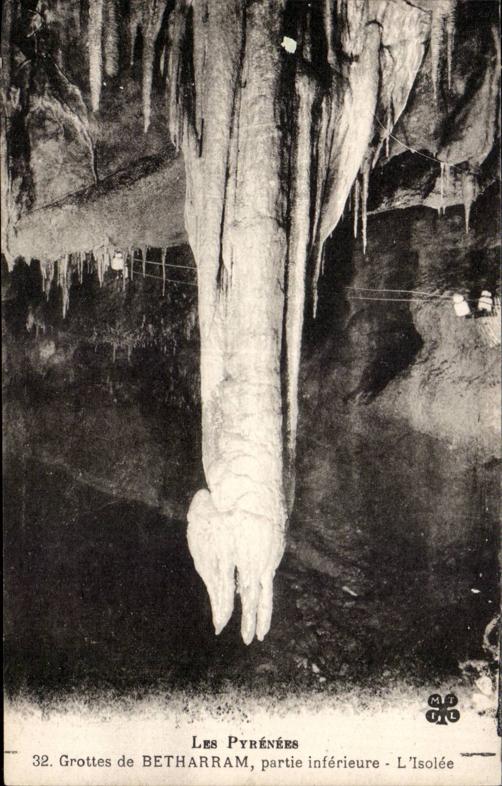 CPA Caves of Betharram Lower part the isolee