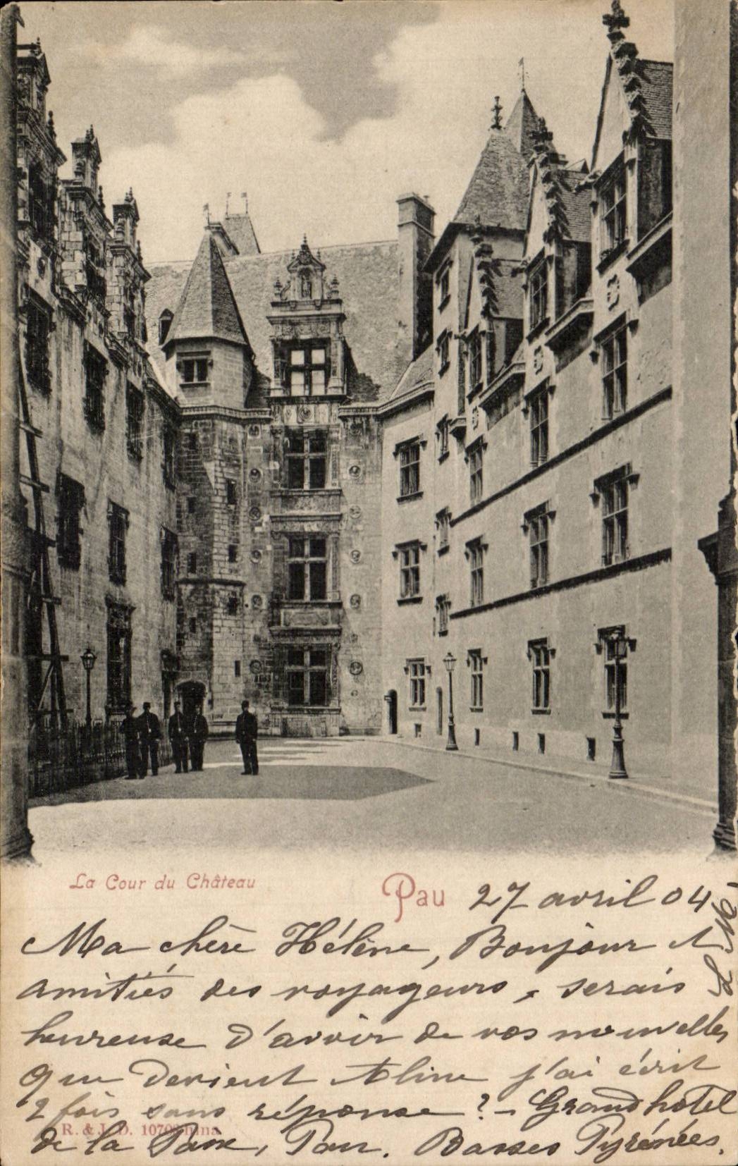 CPA Pau court of the castle