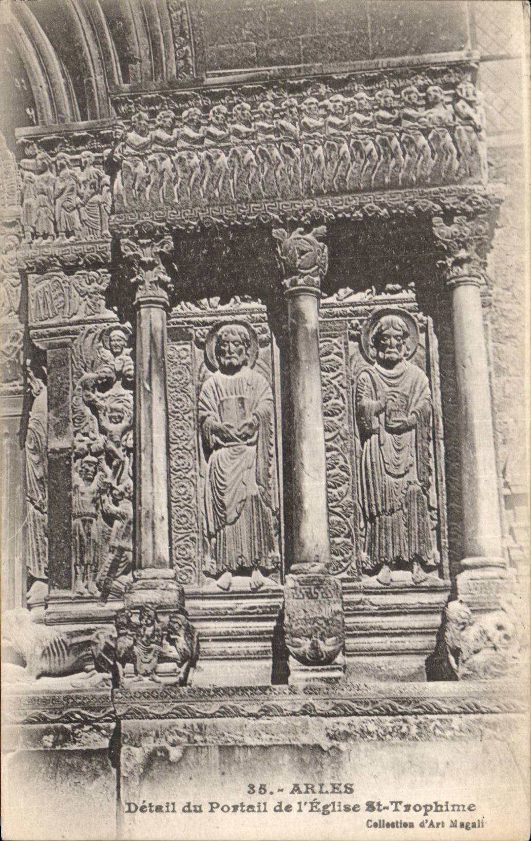 Arles CPA Detail of the gate of the church St Trophime