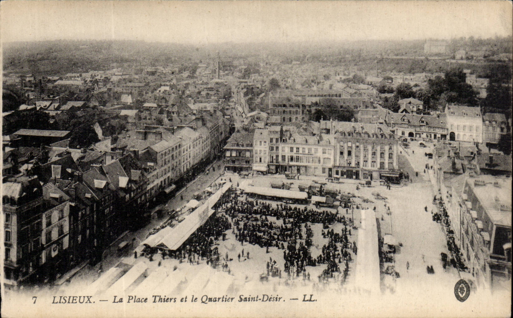 Lisieux CPA der Thiers Platz und die Bezirk Str wunschen