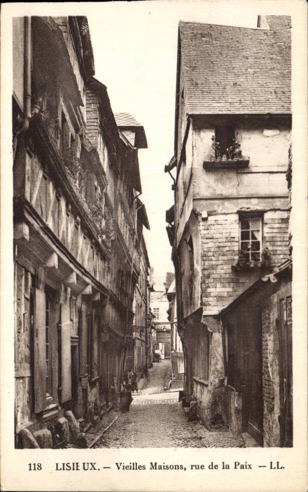 Lisieux CPA alte Hauser Strasse des Friedens