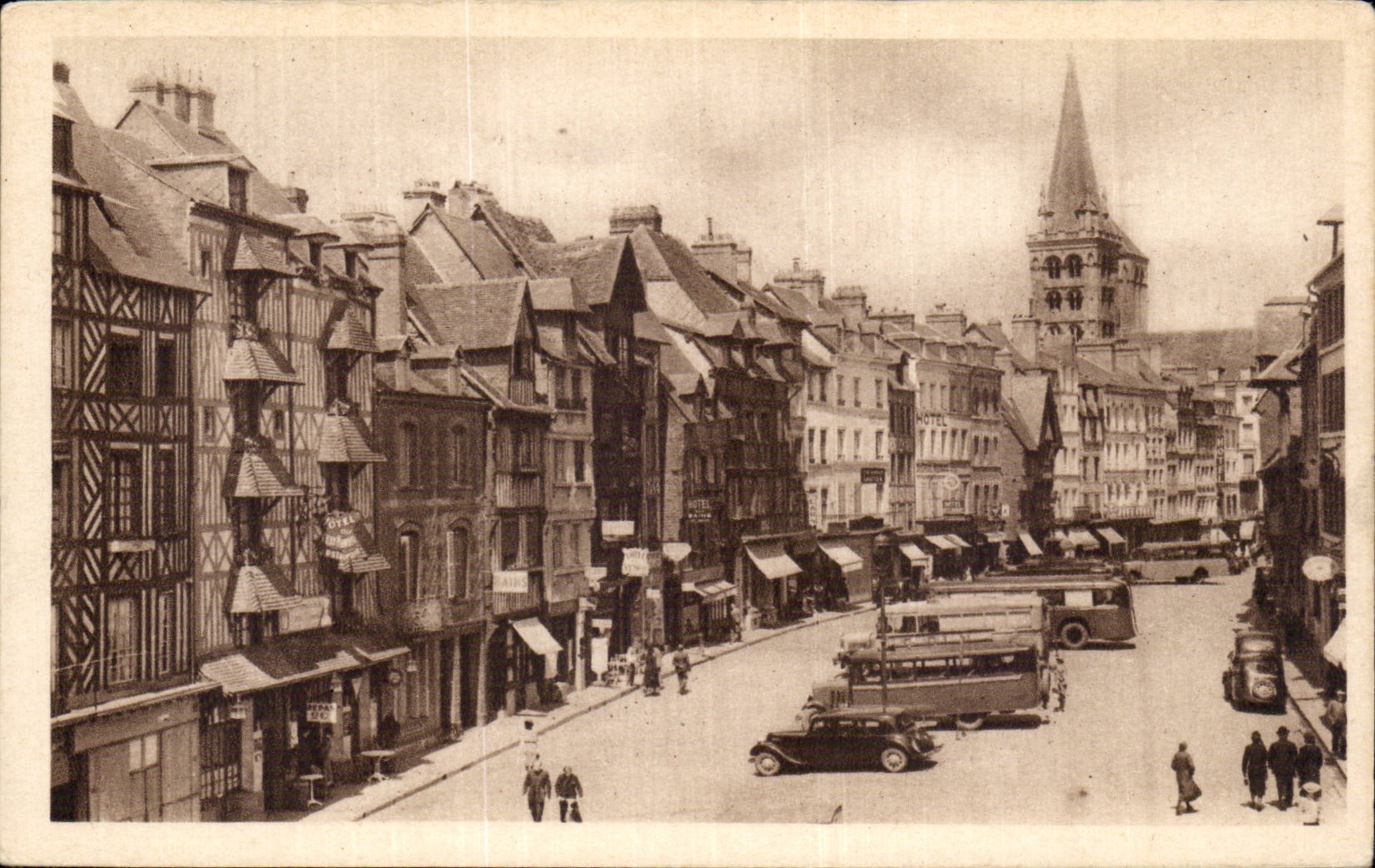 Lisieux CPA das der Platz Victor- Hugobezirk vollig im Juni 1944 zerstorte