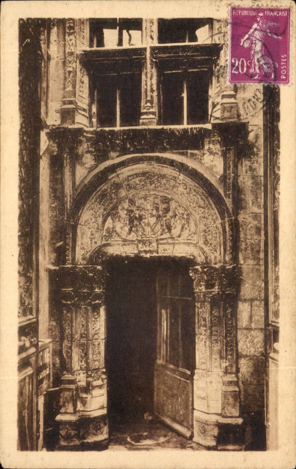 CPA Villefranche de Rouergue Gate Renaissance street Bories