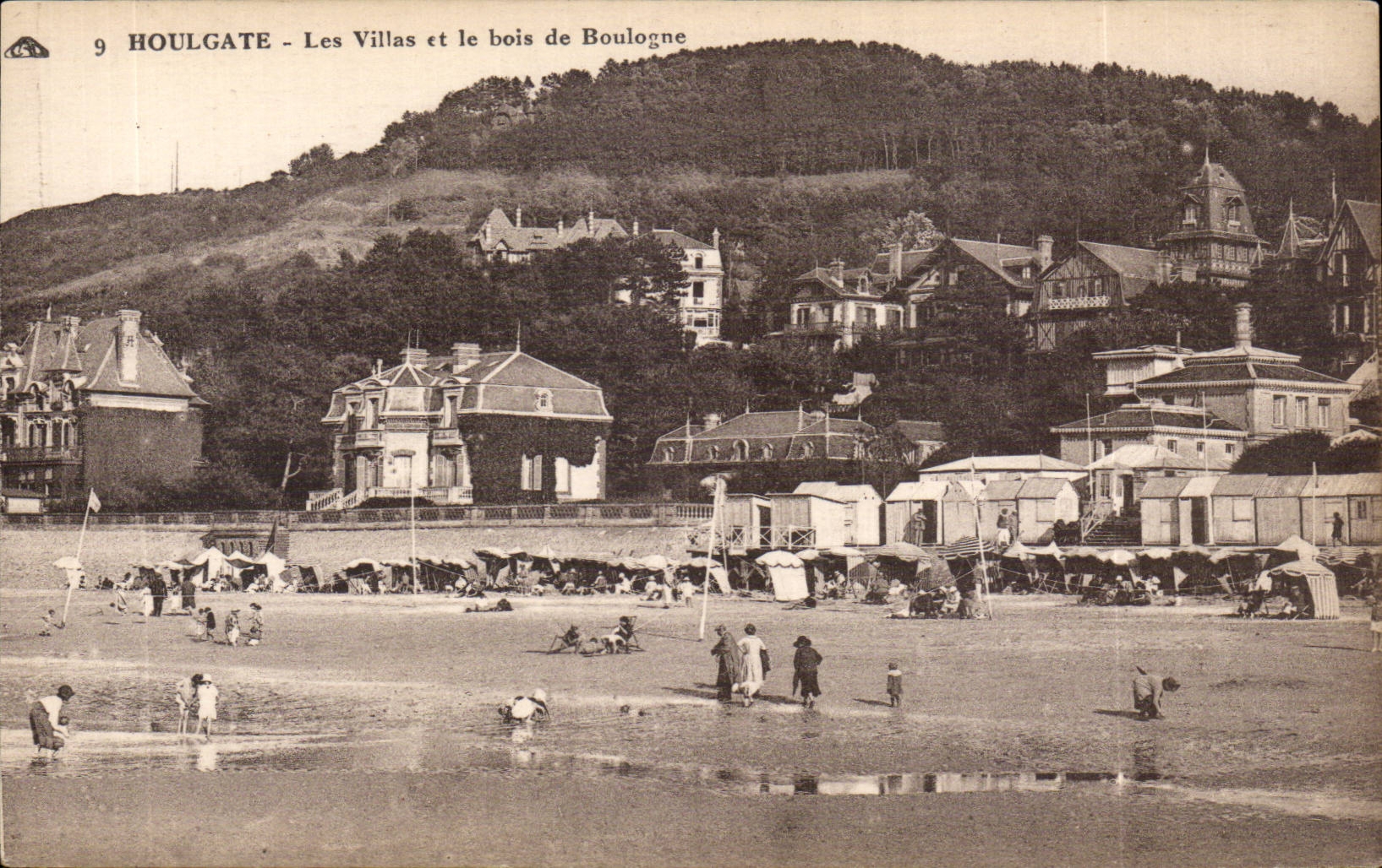 CPA Houlgate villas and the wood of Boulogne