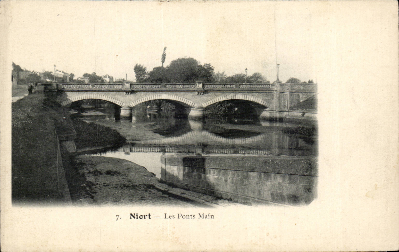 CPA Niorts the bridges Hand