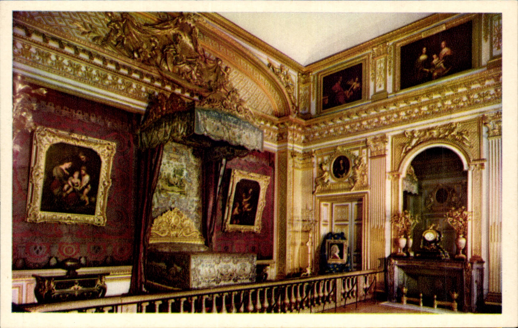 CPA Versailles Castle the room of the king