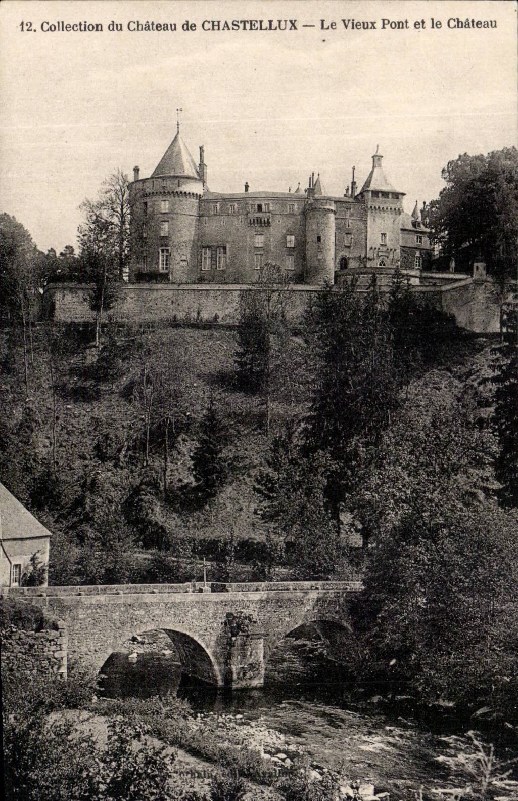 CPa Collection of the castle of Chastellux the old bridge and the castle