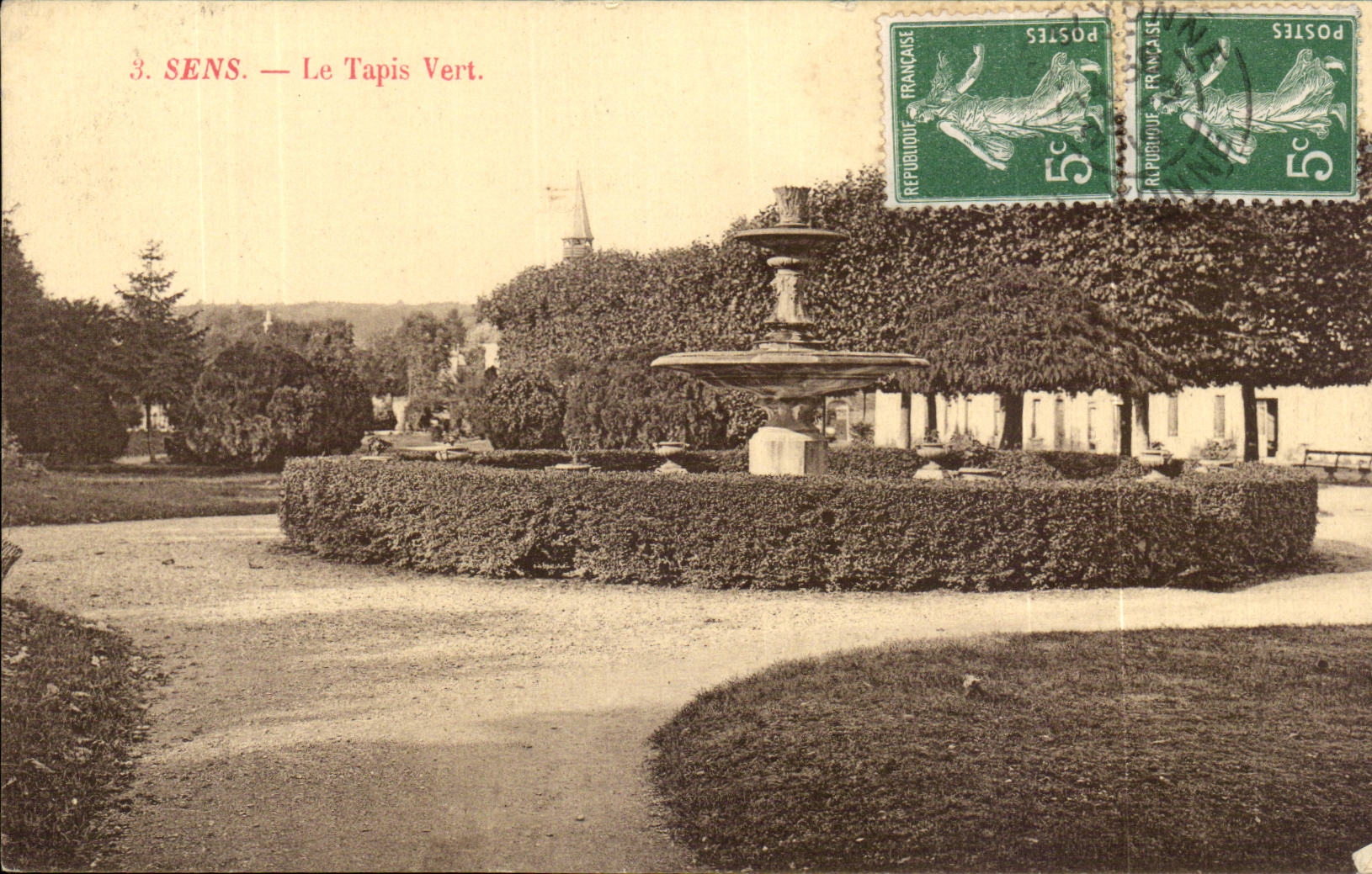 CPA Sens the green carpet