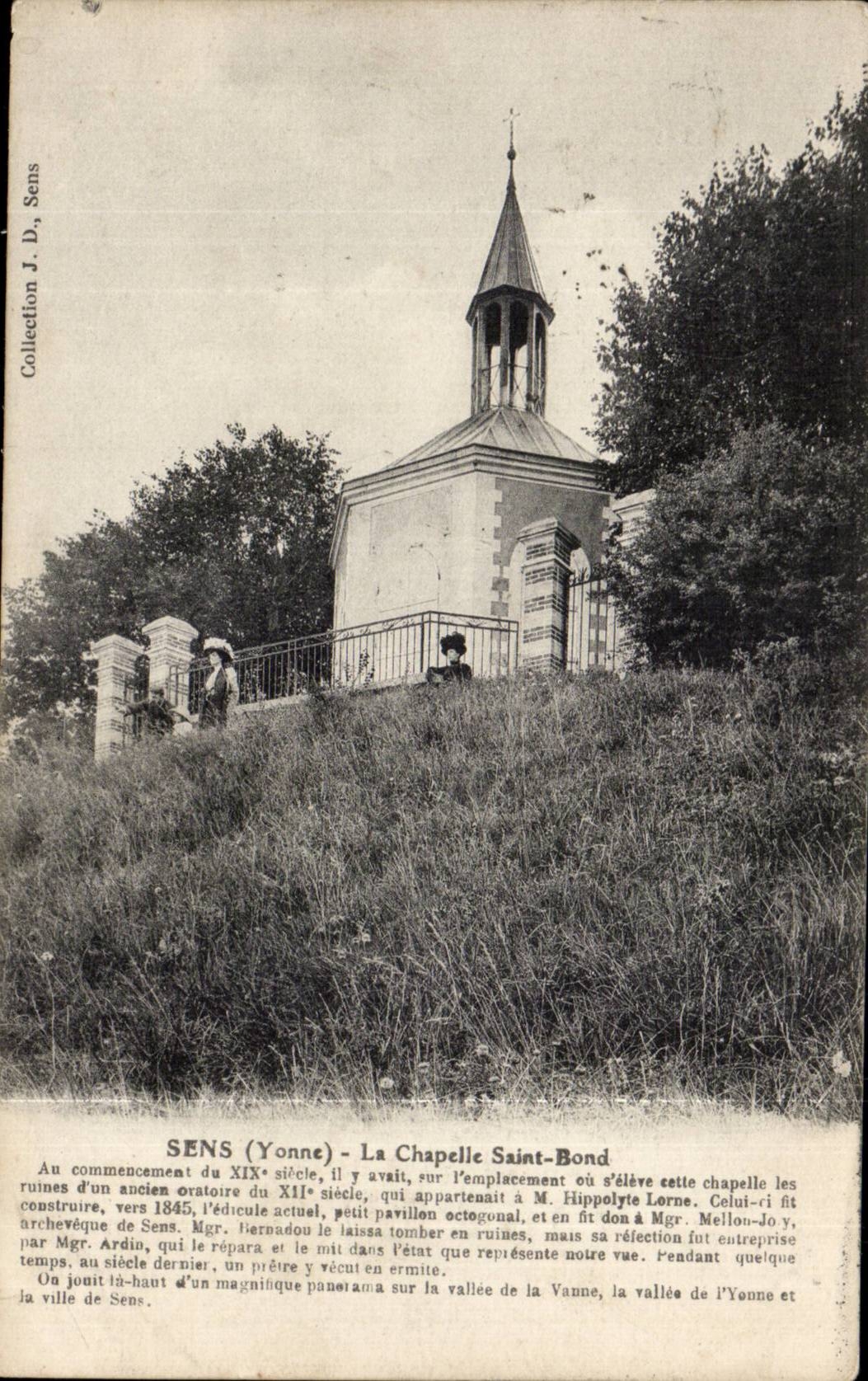 CPA Sens cahpelle Saint the Jump