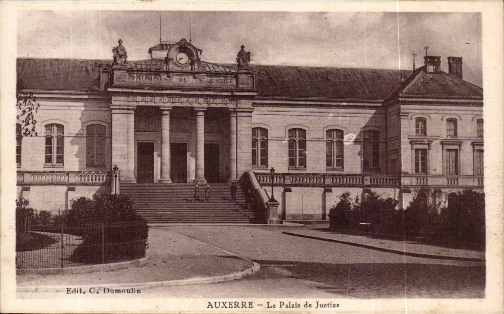 CPA Auxerre Gerichte