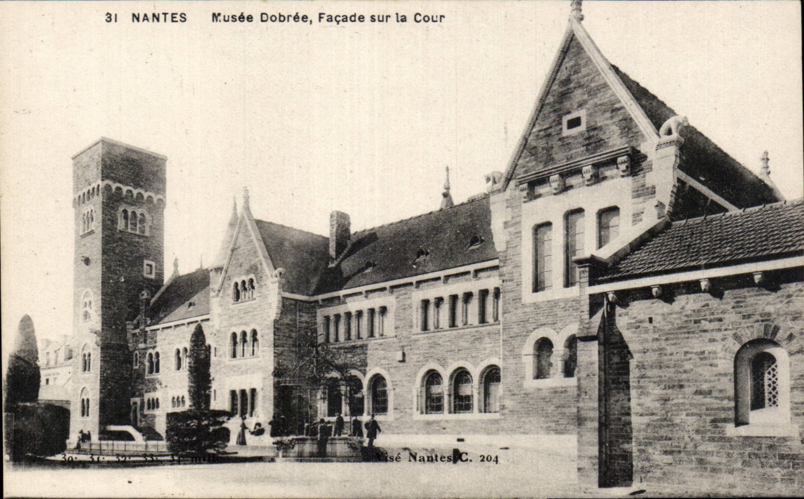 CPA Nantes Museum Dobree Frontage on the court