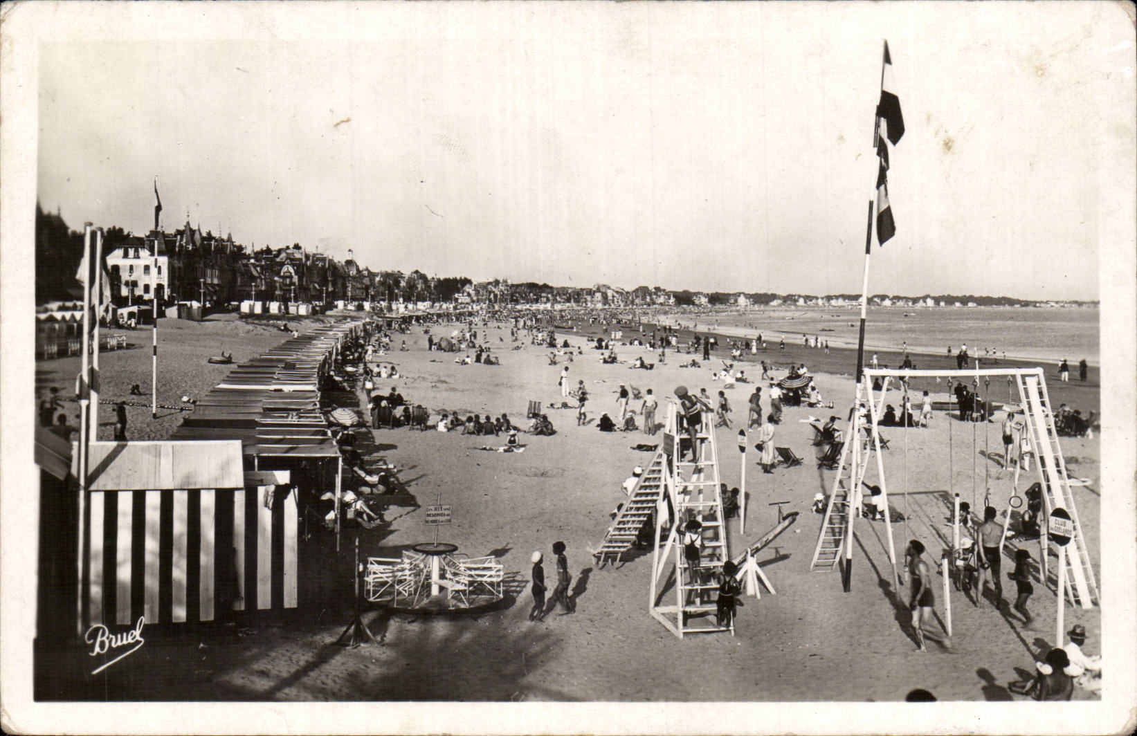 CPA La Baule on sea the beach