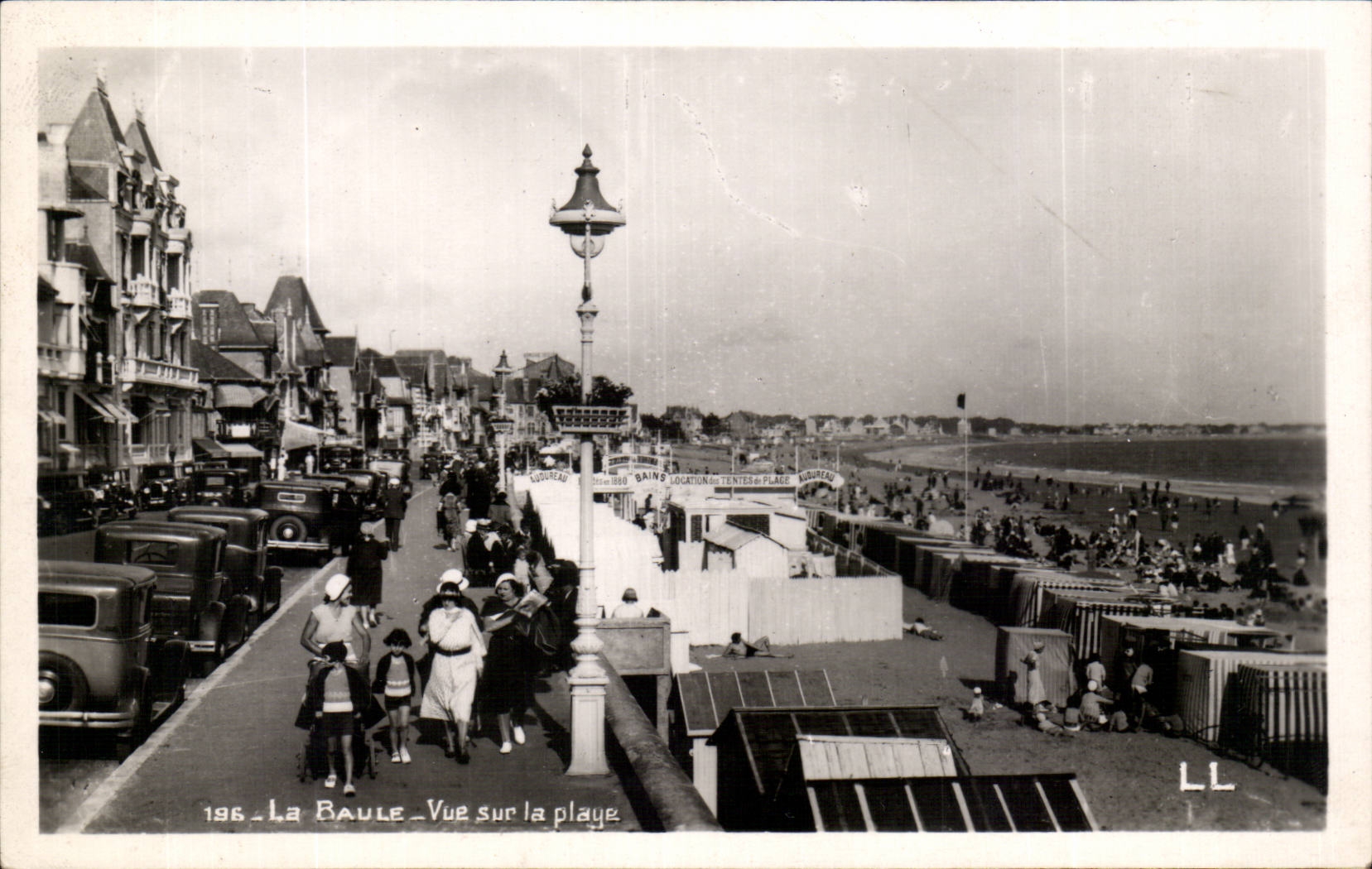 CPA La Baule on Sea Seen on the beach