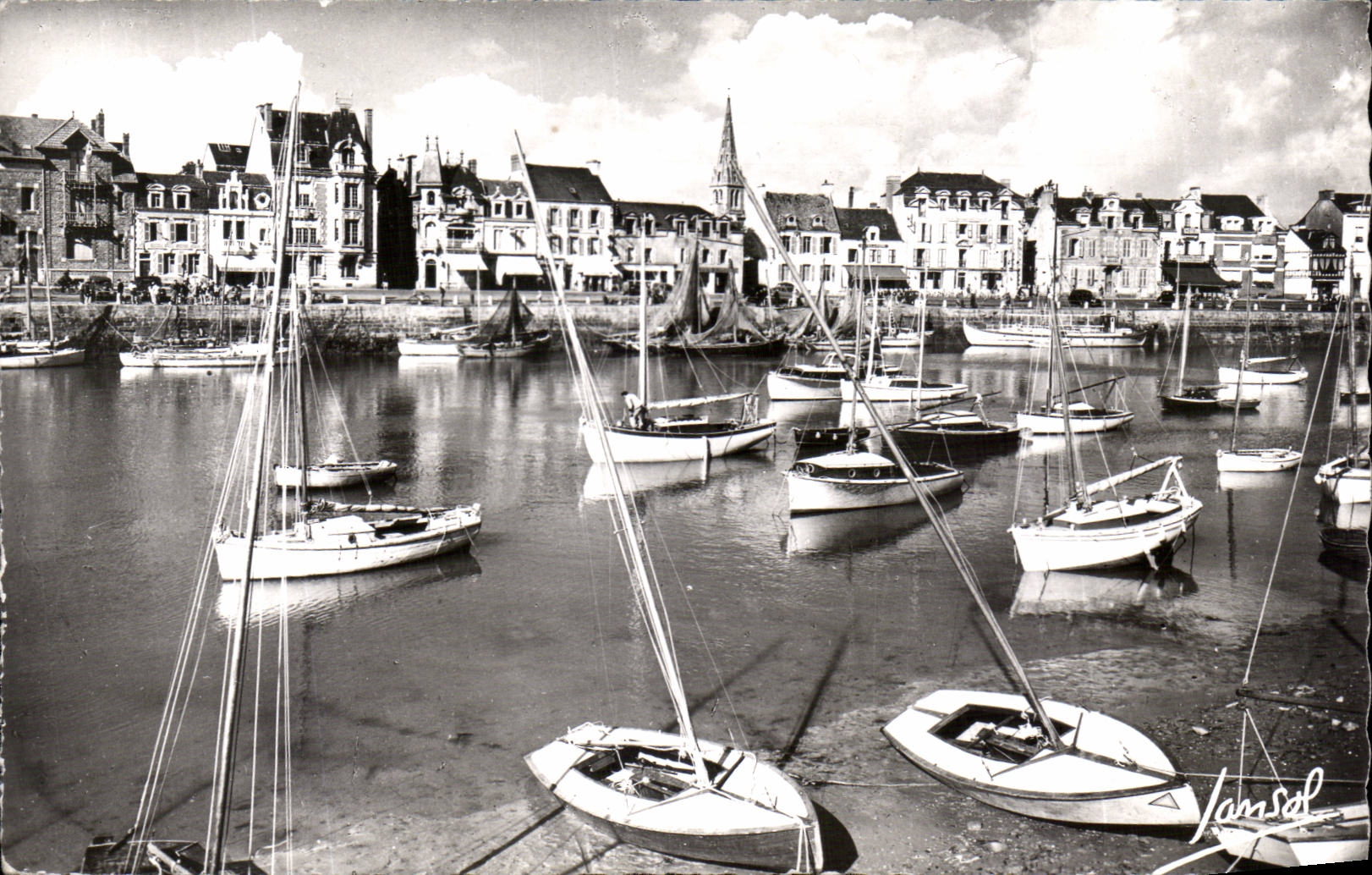 CPSM Pouliguen the port has low tide