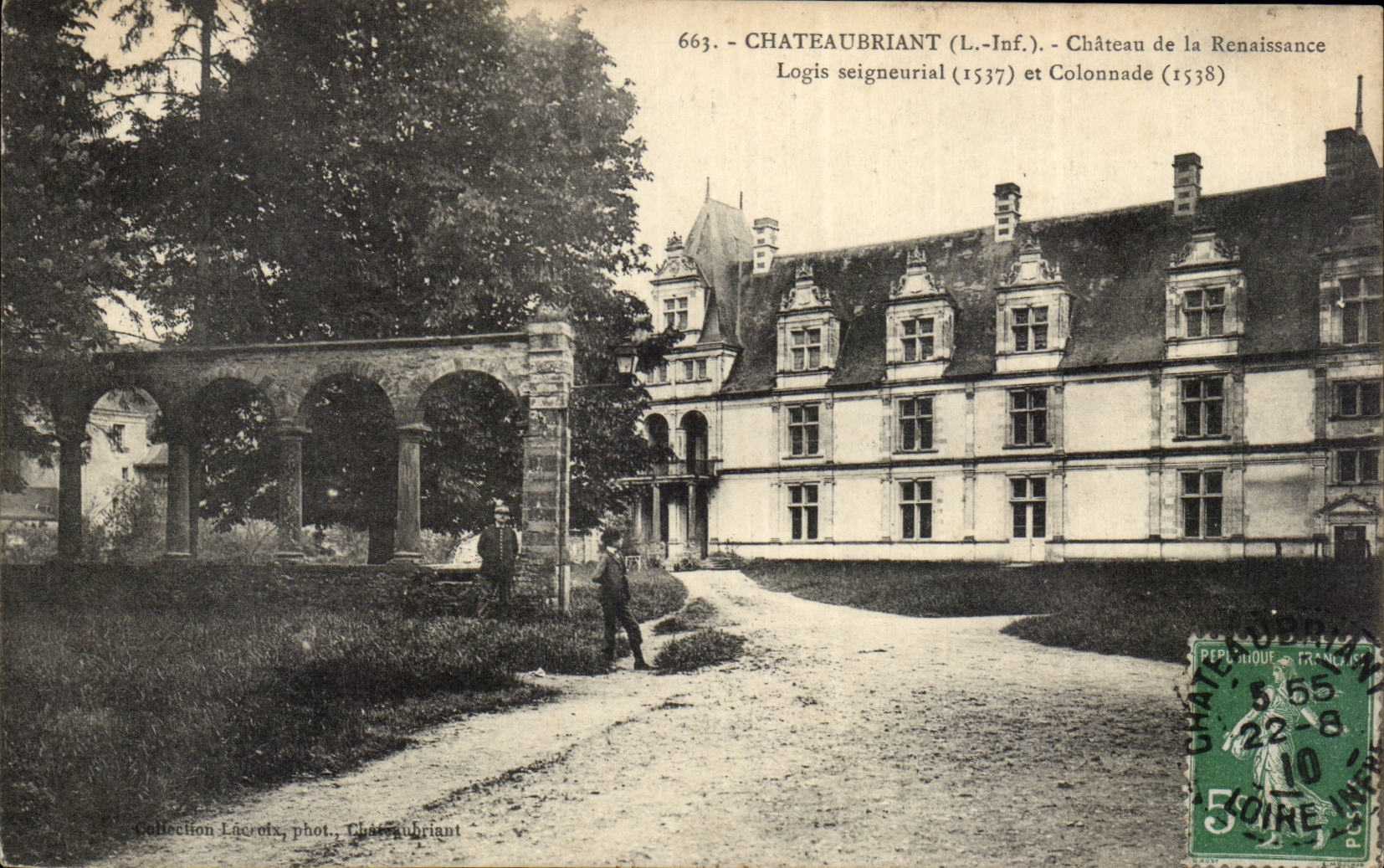 Chateaubriant CPA Schloss der Renaissance das Haus seigneurial und Kolonnade