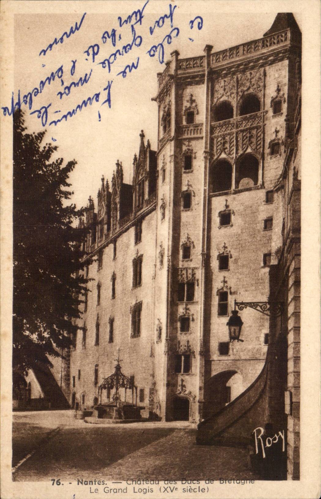 CPA Nantes Castle of the Dukes of Brittany the large home