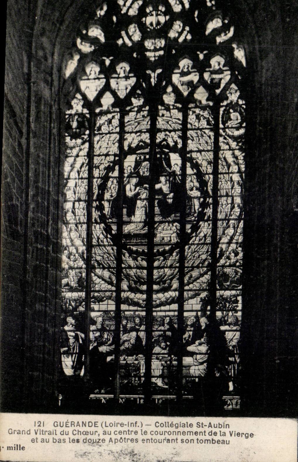 Collegial CPA Guerande St Aubin Large stained glass of the chorus in the center the crowning of the virgin