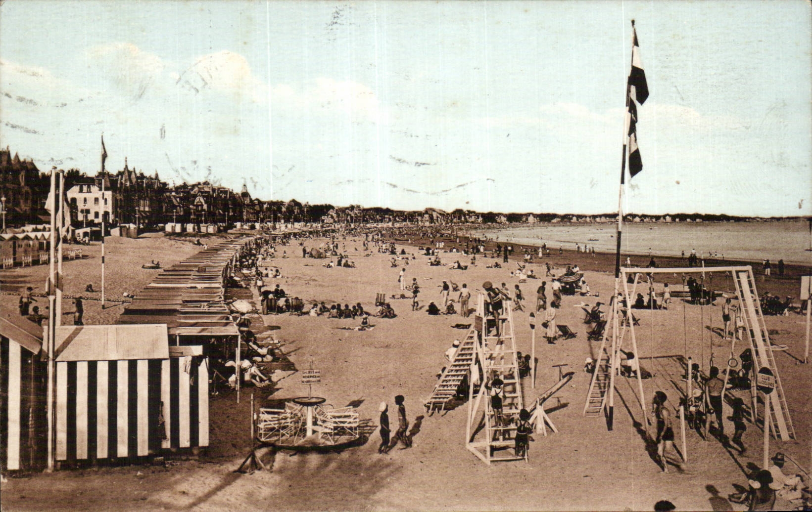 CPA Baule on sea View of the beach