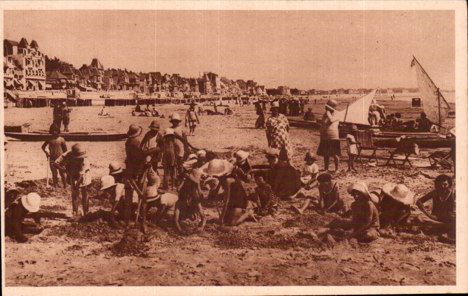 CPA La Baule on sea a corner of the beach