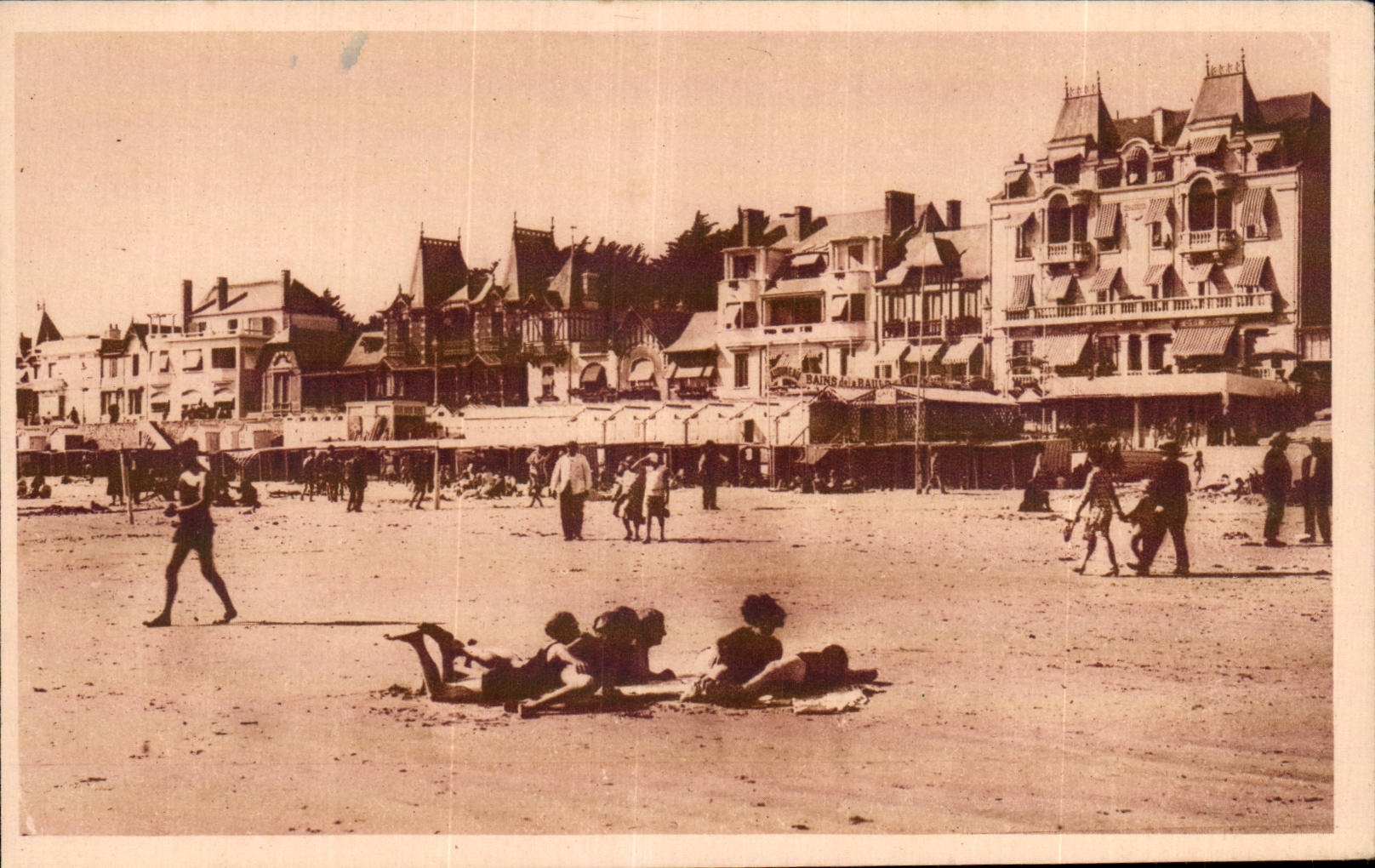CPA La Baule on sea the beach and villas