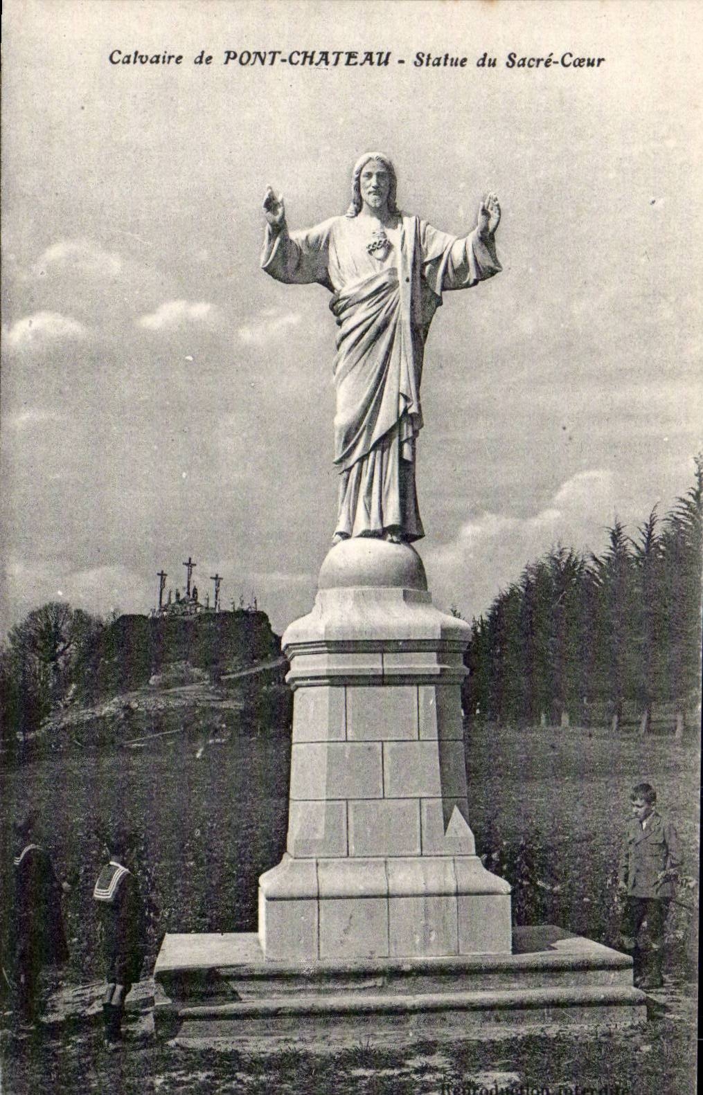 CPA Martyrium der Pontchateau Statue des Sacring-Herzens