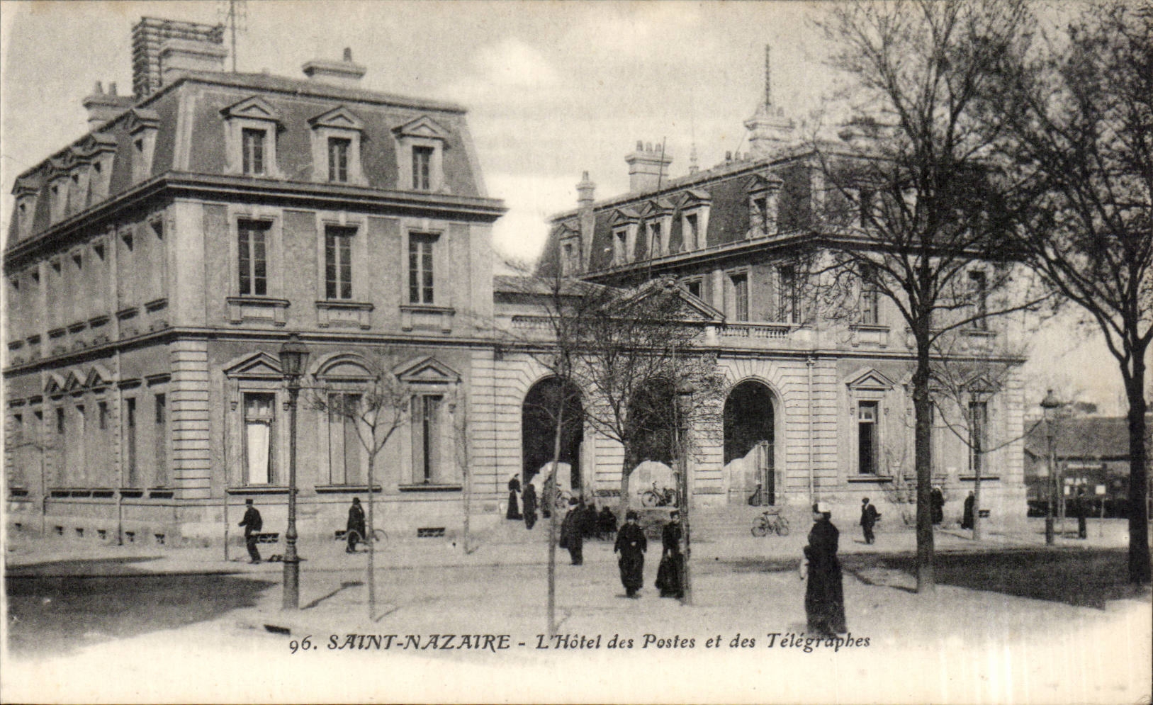 CPA Saint Nazaire the Telegraph and post office building