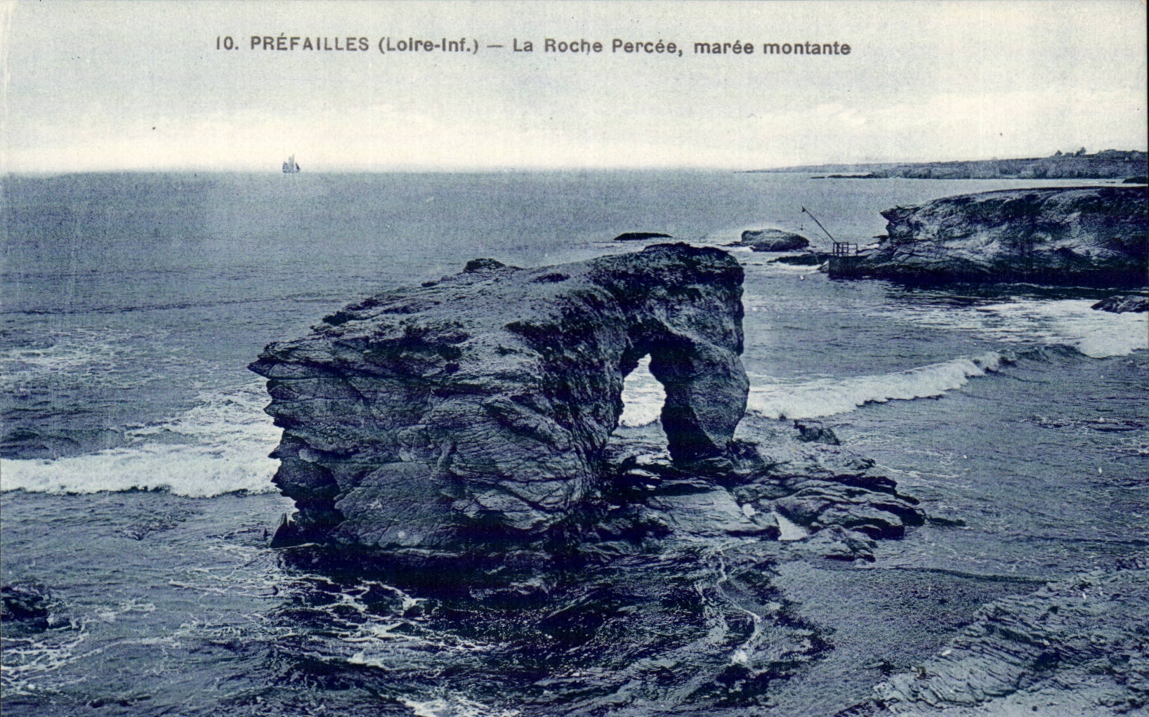 Prefailles CPA die gebohrte Felsen-steigende Flut
