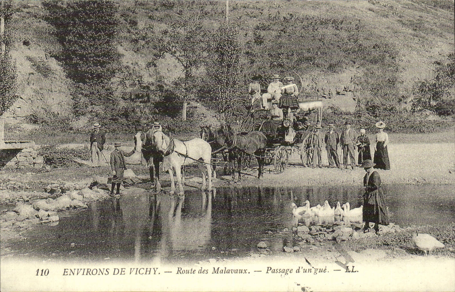 REPRODUCTION Surroundings of Vichy Road of Malavaux Passage of a ford