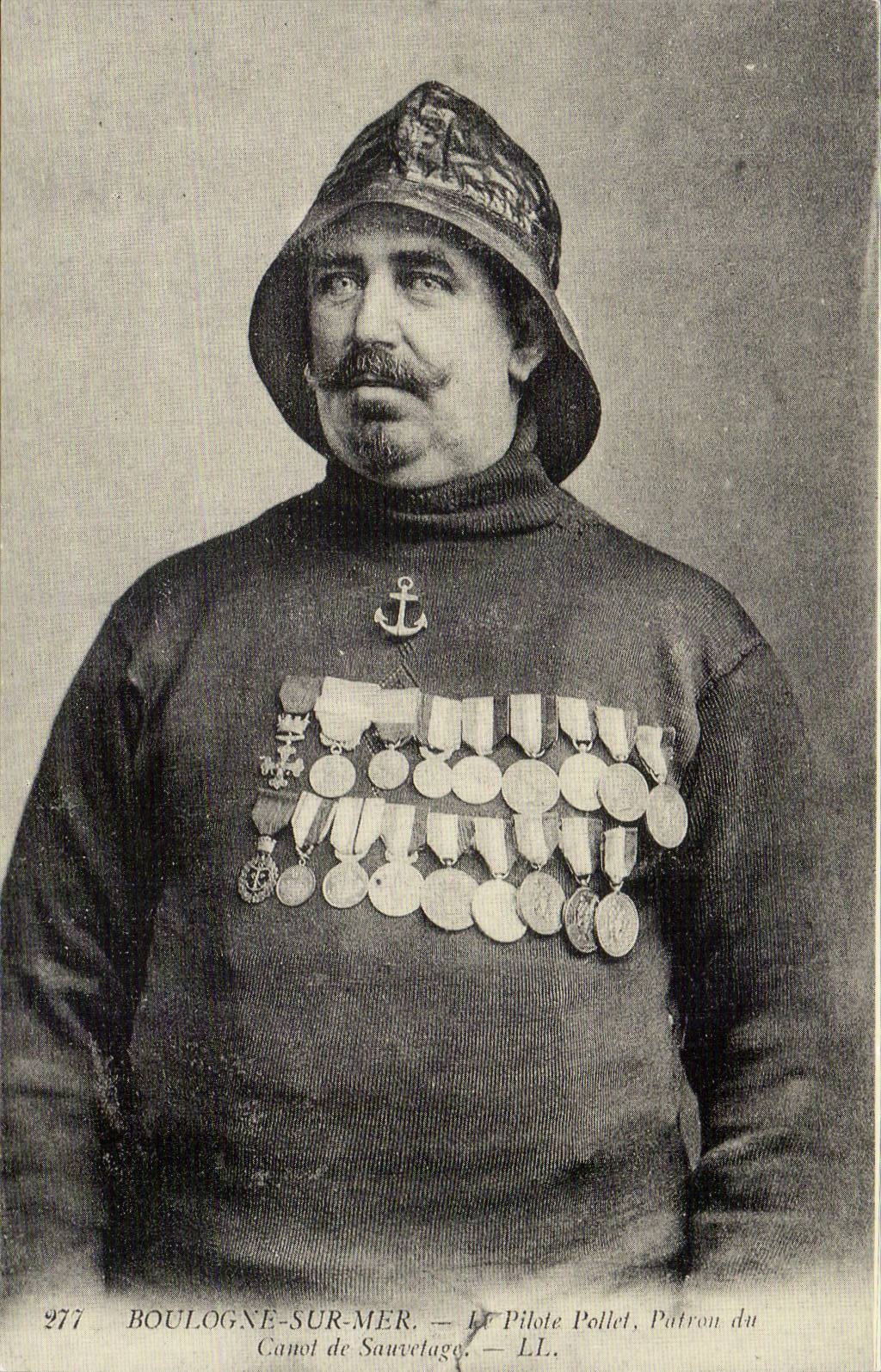 Boulogne REPRODUCTION on Sea the pilot Pollet owner of the lifeboat Folklore