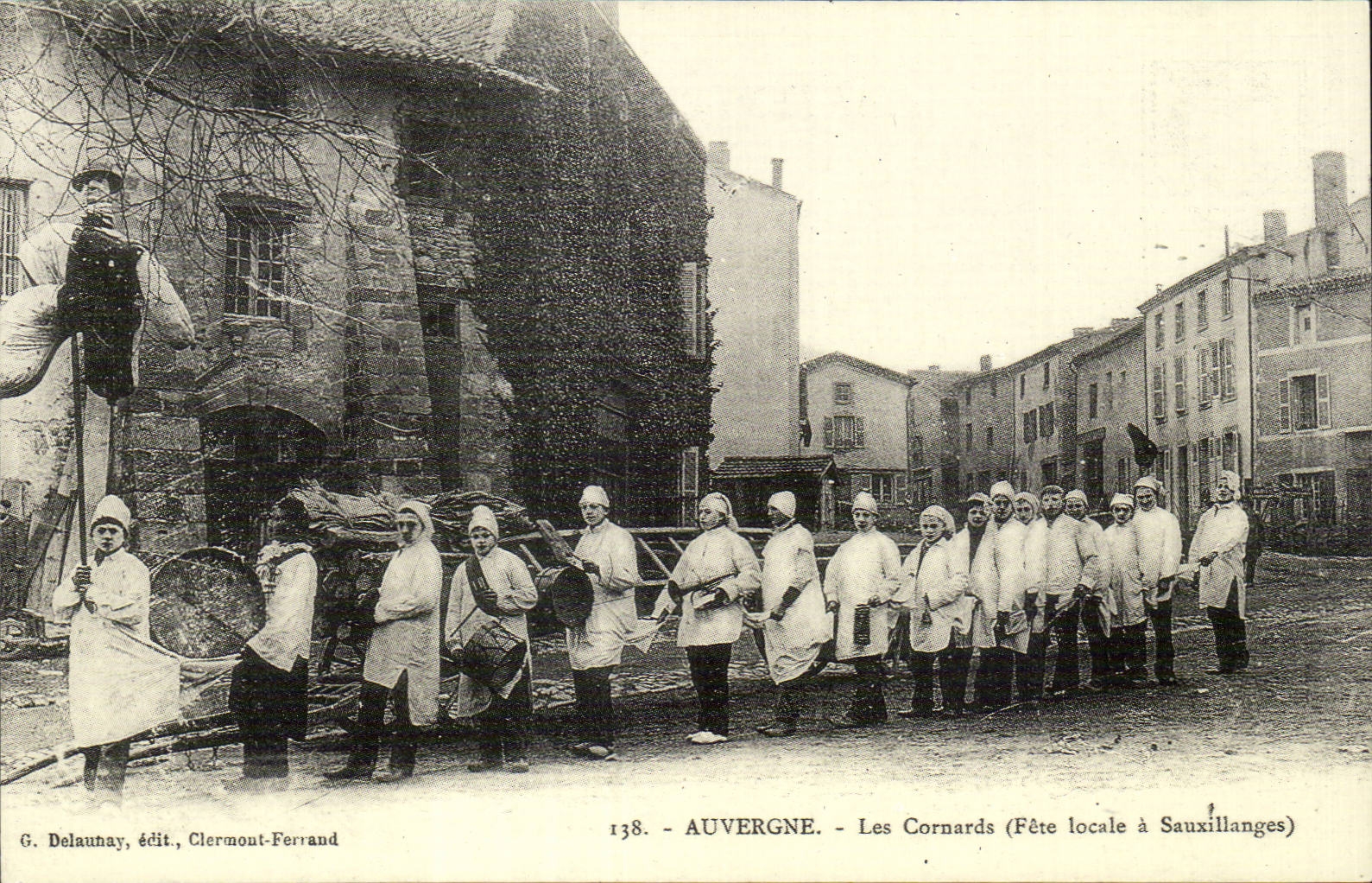 REPRODUCTION Auvergne the Cuckolds celebrates local has Sauxillanges) Folklore