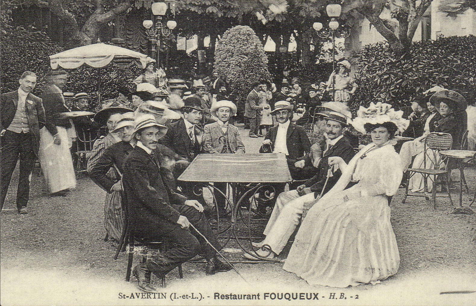 REPRODUCTION Saint Avertin Restoring Fouqueux